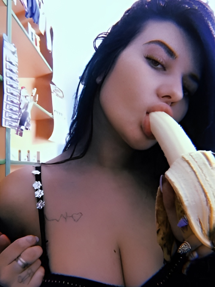 Роза привлекальеная девушка из Пестово цена от 1500 руб