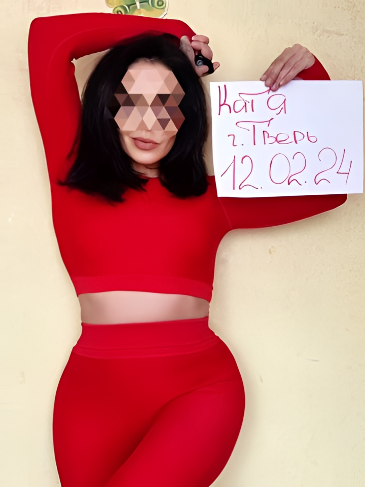 Ярославна привлекальеная девушка из Пестово цена от 3000 руб