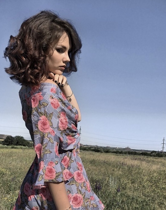 Надя привлекальеная девушка из Пестово цена от 4000 руб