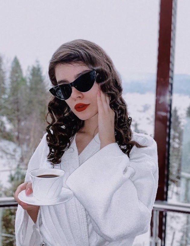 🎥 Людка привлекальеная девушка из Пестово цена от 4000 руб