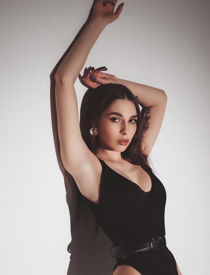 🎥 Арианна привлекальеная девушка из Пестово цена от 3500 руб