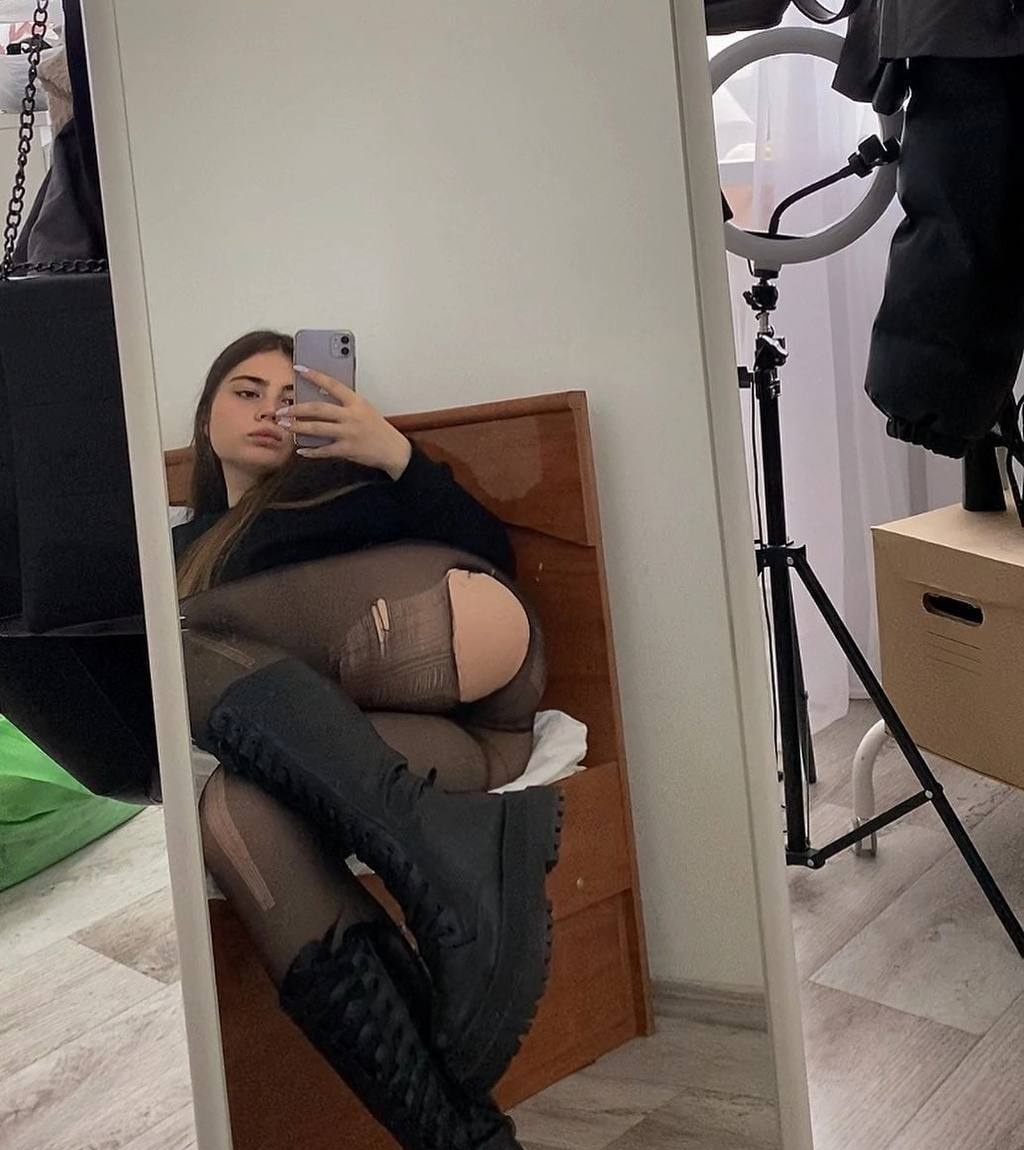 Жанна привлекальеная девушка из Пестово цена от 5000 руб