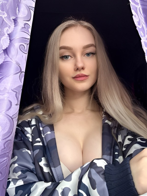 Анна привлекательная девушка из Пестово цена от 5000 руб